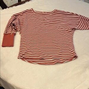 Easel Striped Women's Top - Red and White Sz small